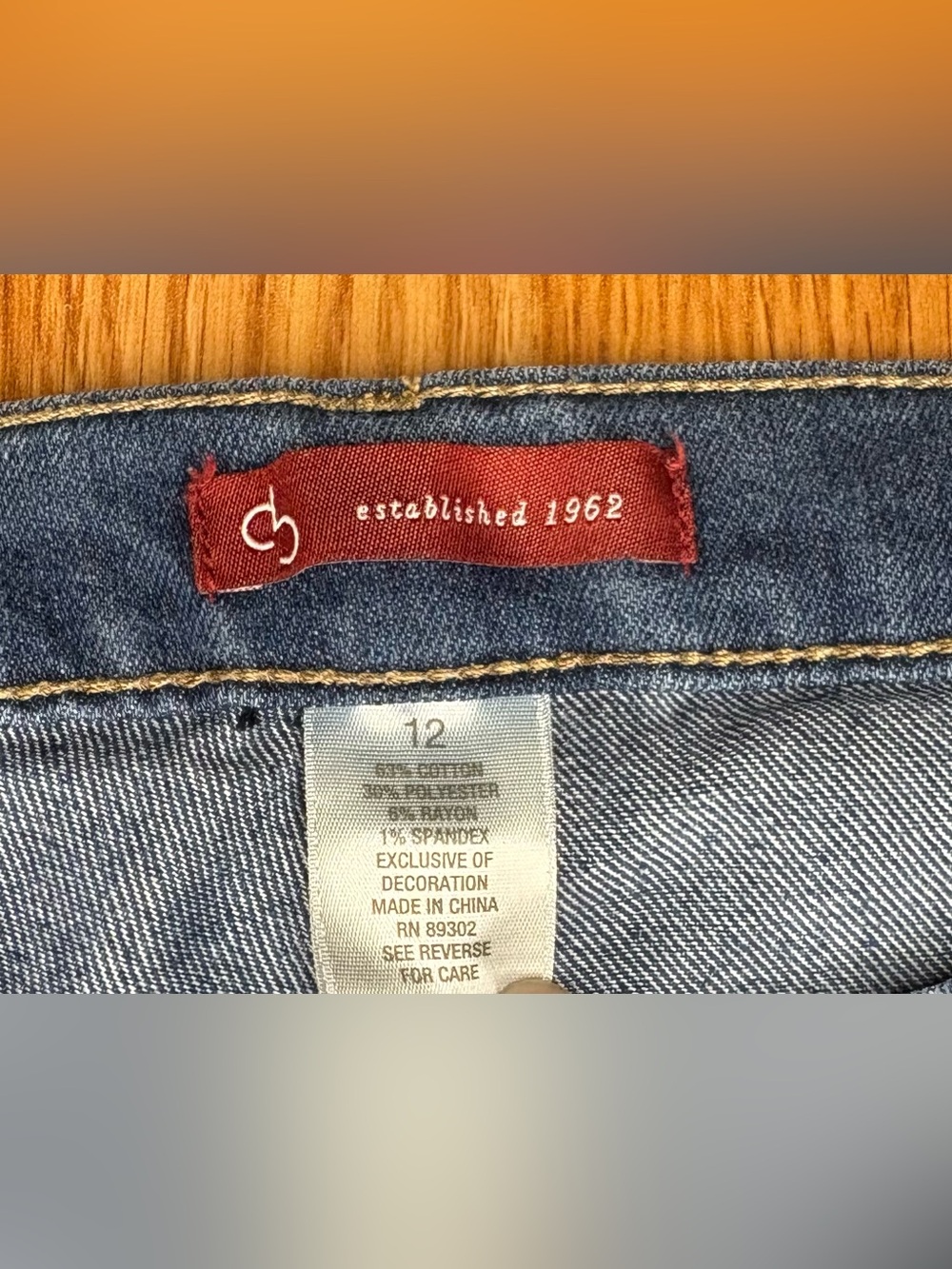 Women's Relaxed Blue Denim Shorts - Casual Comfort - Picture 2 of 6